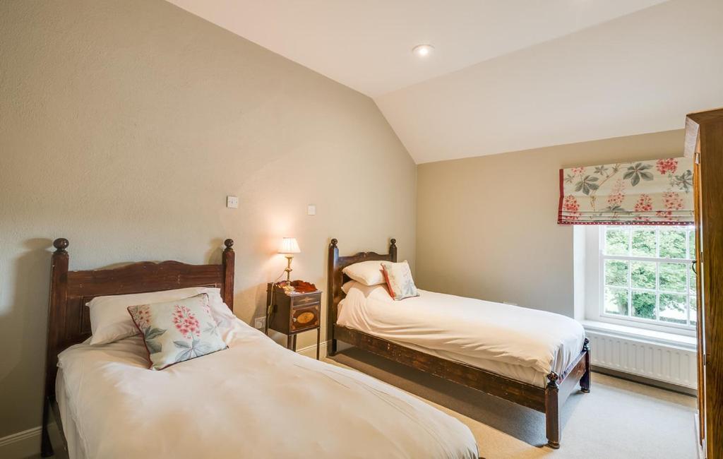 2 Bedroom Coach House 2