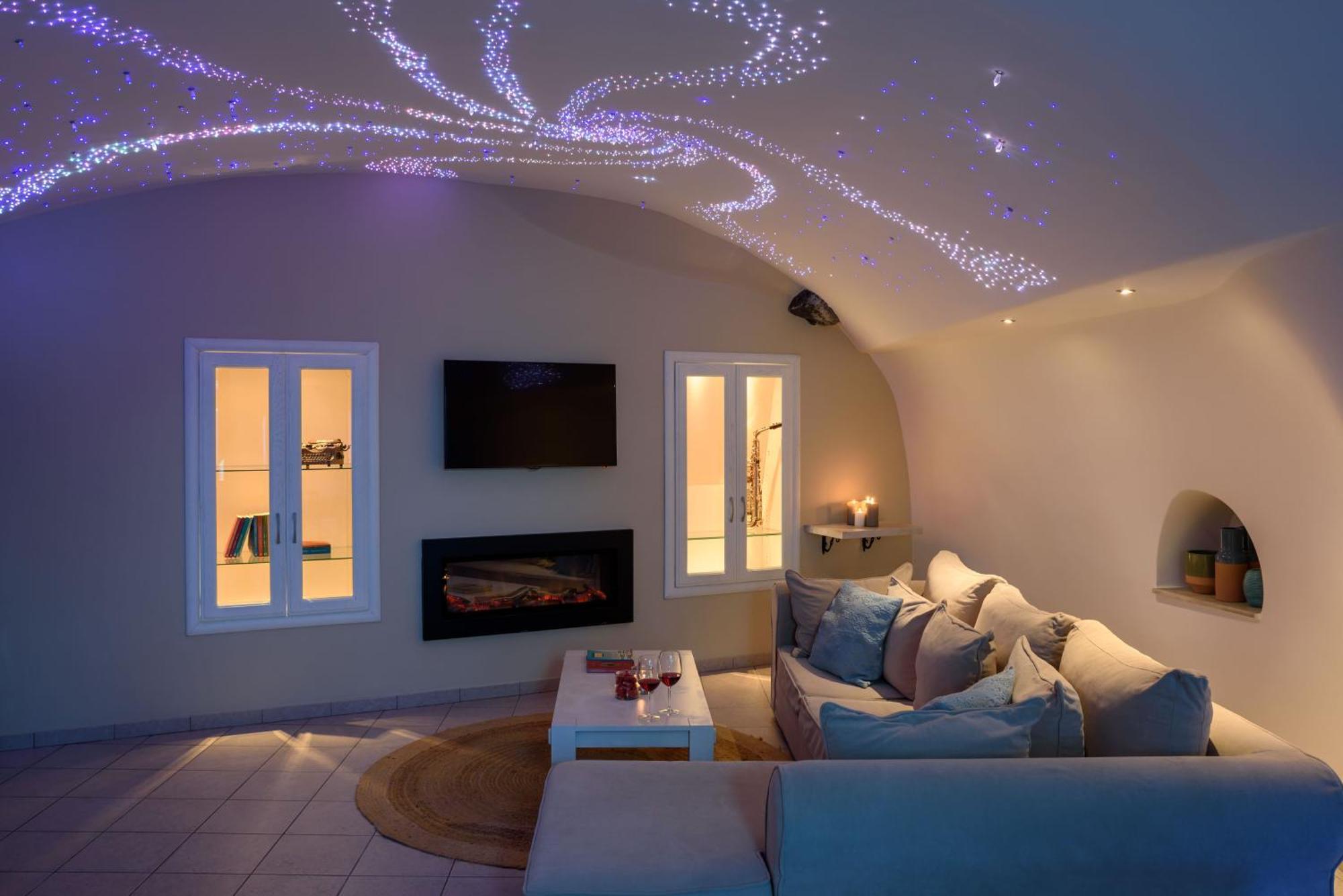 One Bedroom Villa with Outdoor Hot Tub and Garden View
