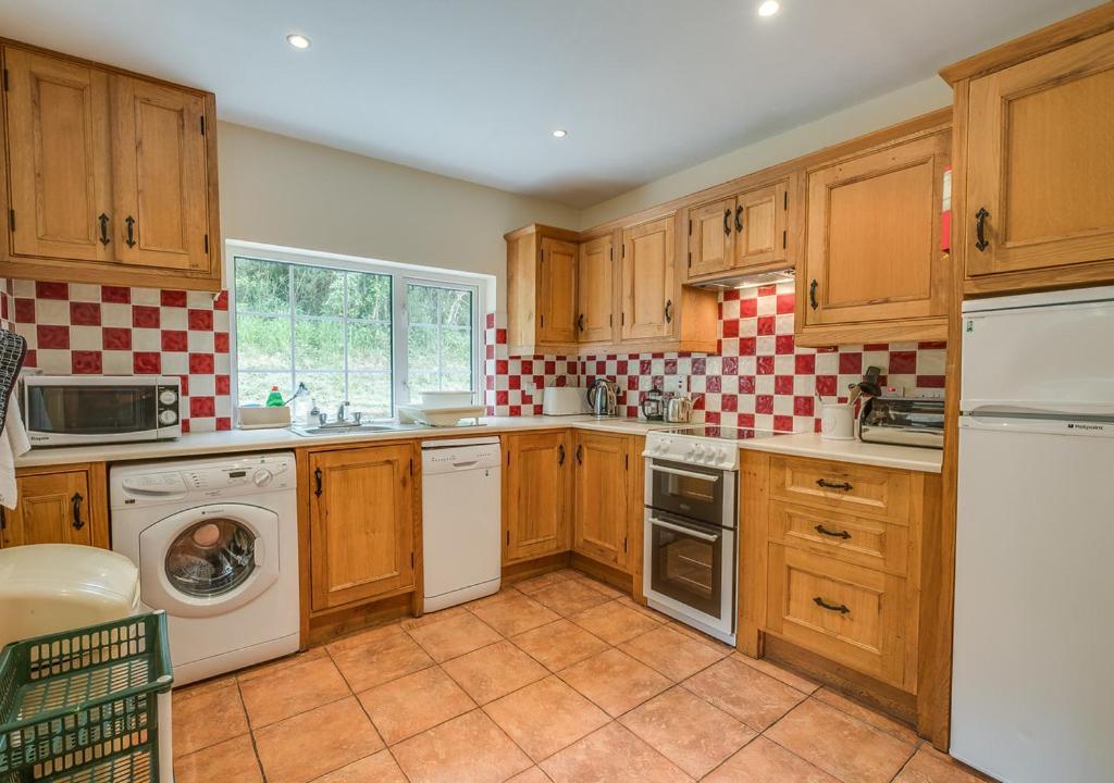 2 Bedroom Bridge House