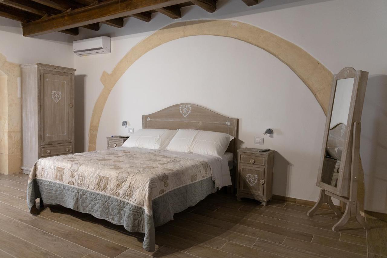 One-Bedroom Standard Apartment
