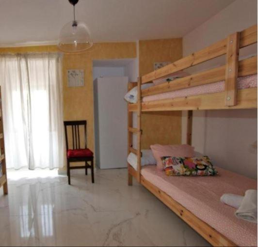 Habitación Cuádruple con baño compartido