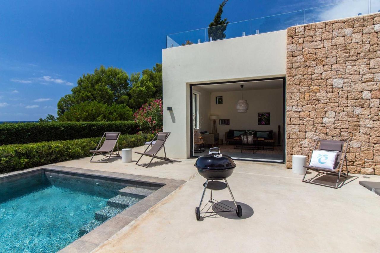 Villa Beach Front