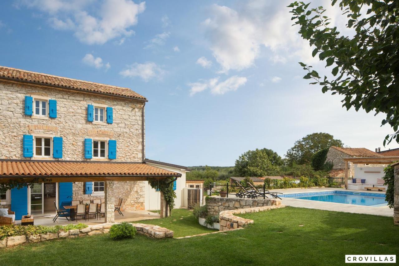 Villa mit 4 Schlafzimmern
