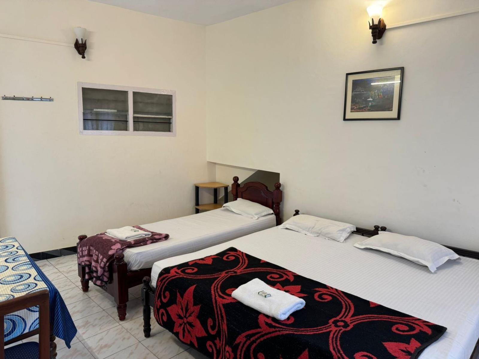 Triple Room,1534522894:JPEG