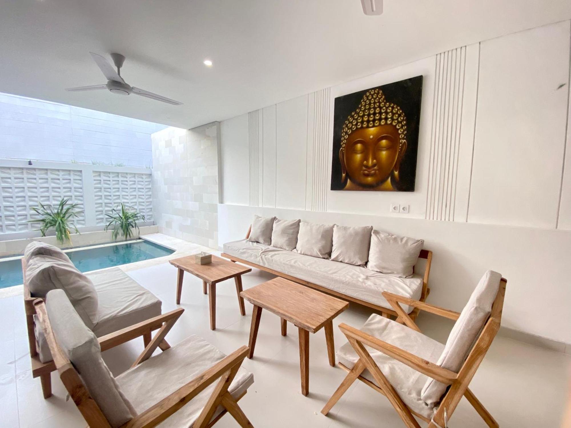 Four-Bedroom Villa Private Pool