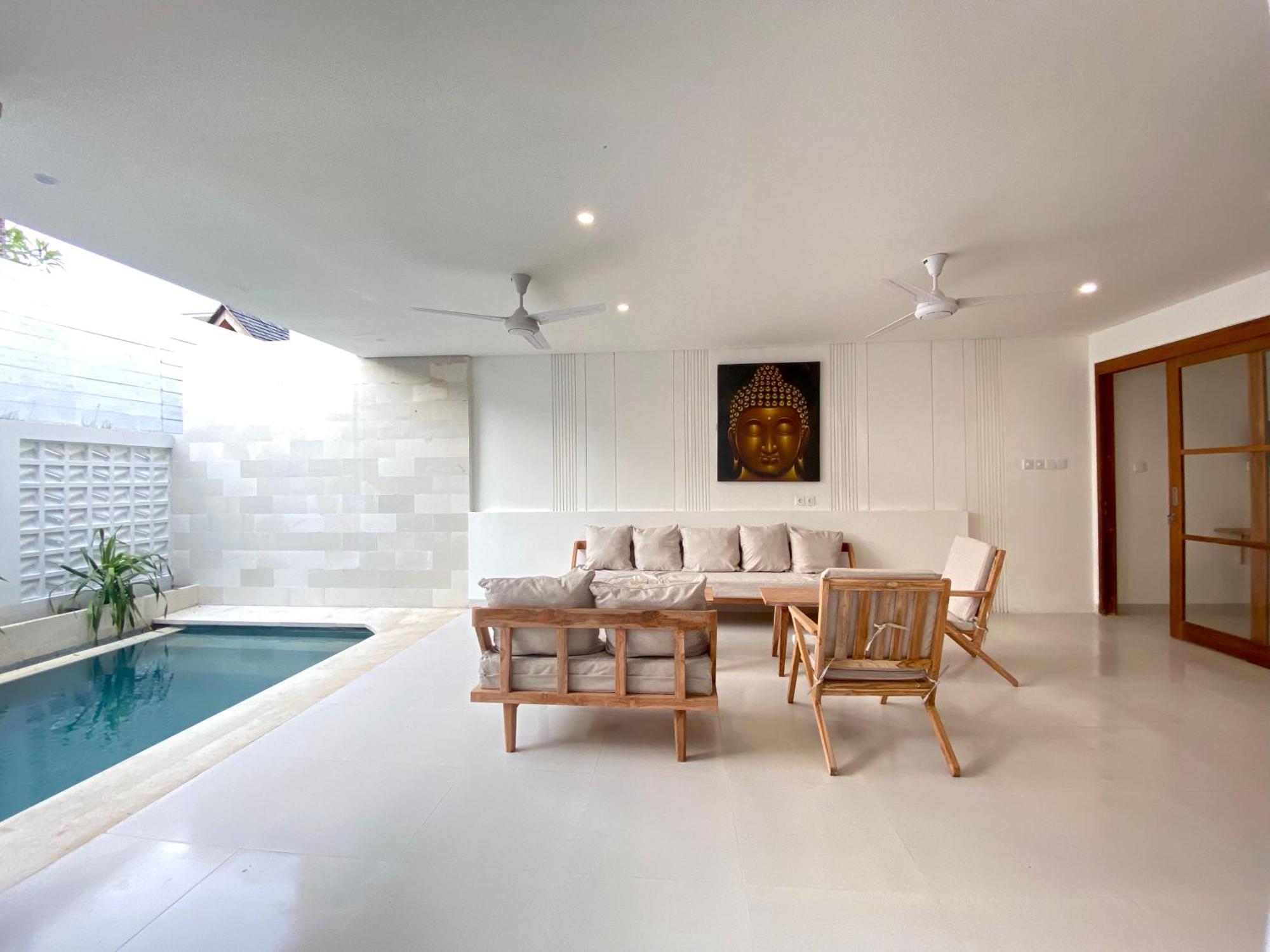 Four-Bedroom Villa Private Pool