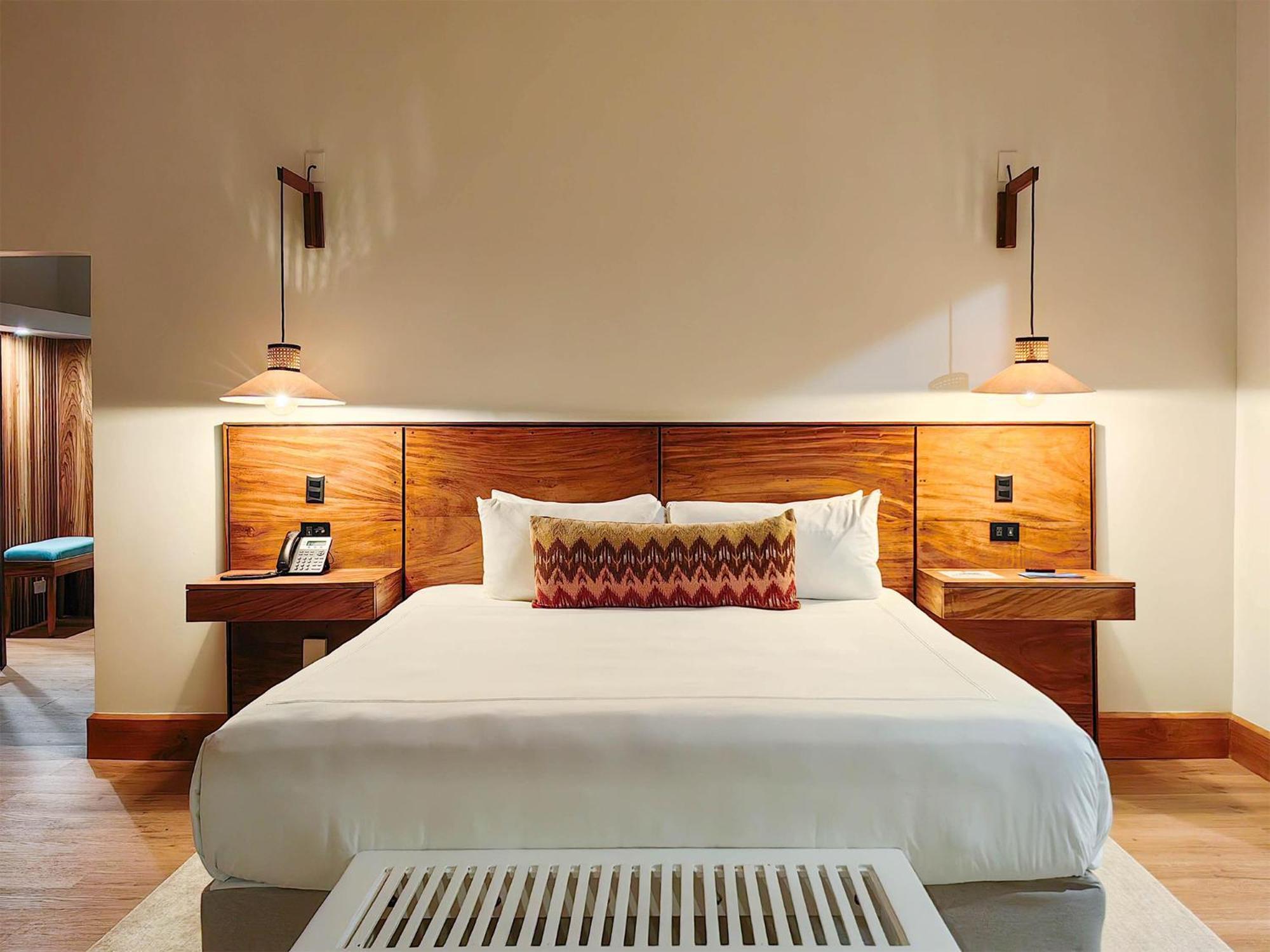 Tityra Junior Suites