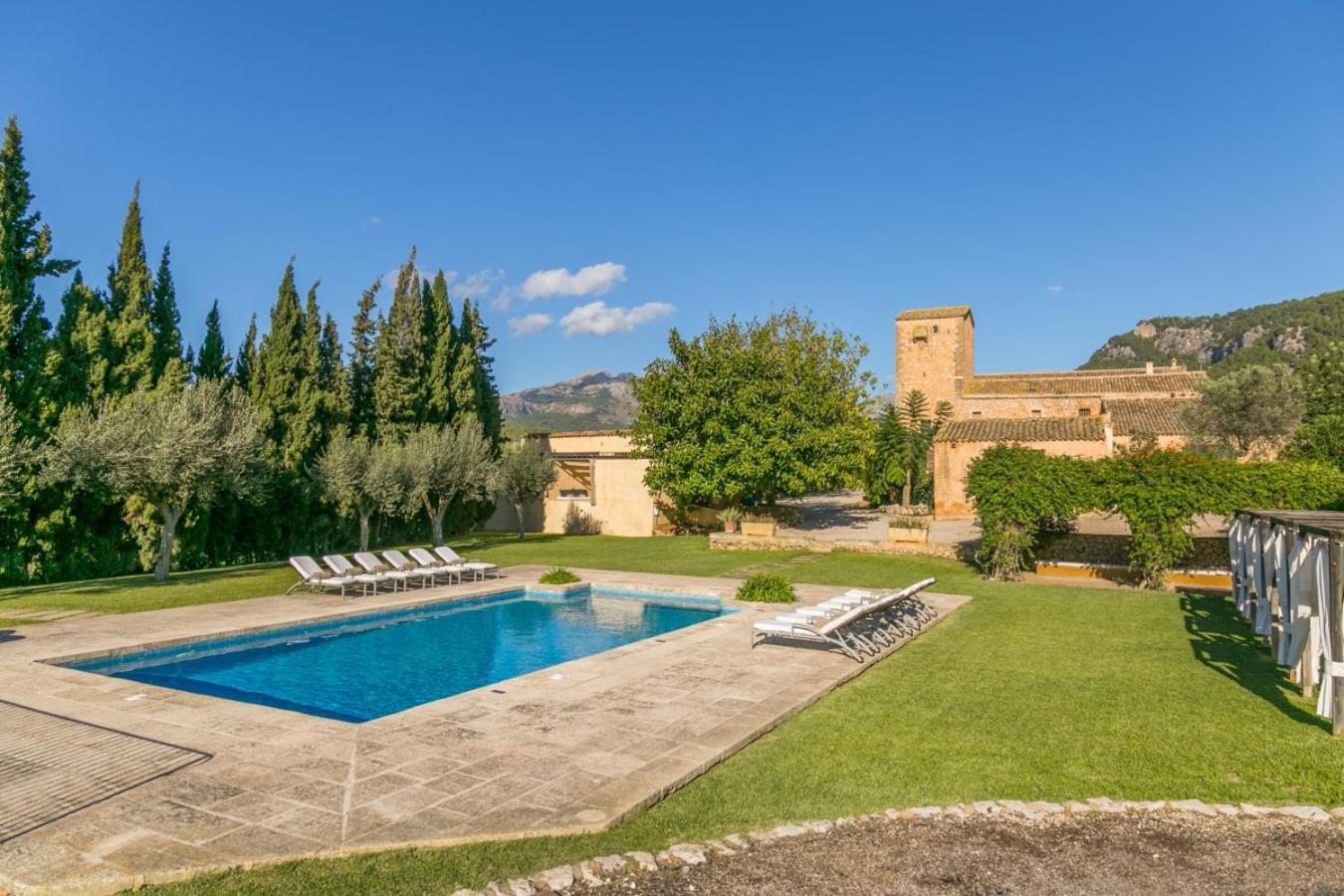 Deluxe Villa
