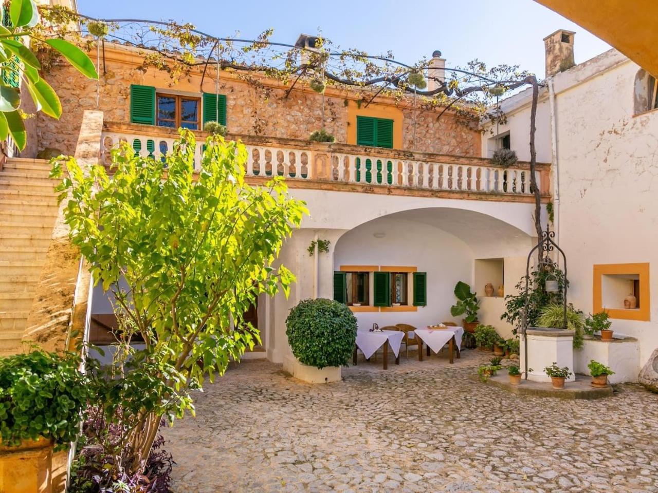 Deluxe Villa