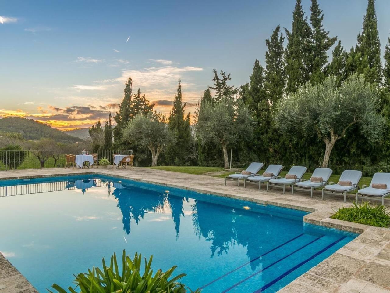 Deluxe Villa
