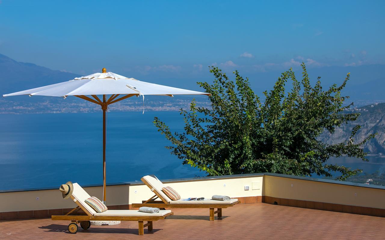 Villa con Vista Mare