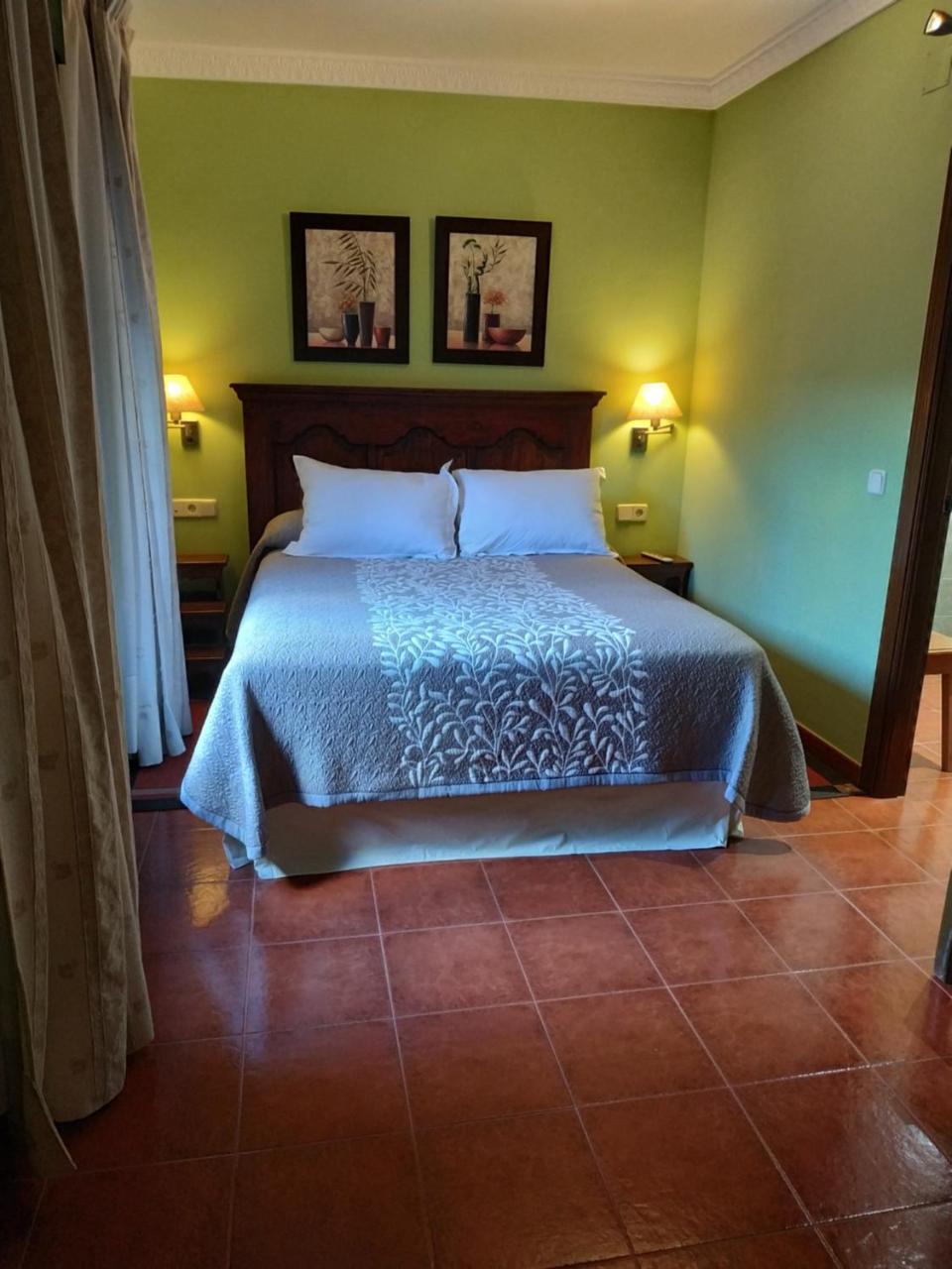 Apartment,1584438458:JPEG