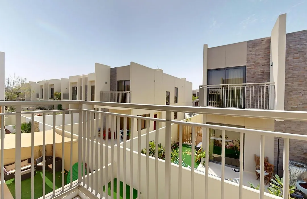 Primestay - Odora 3Br Villa, Damac Hills 2-1