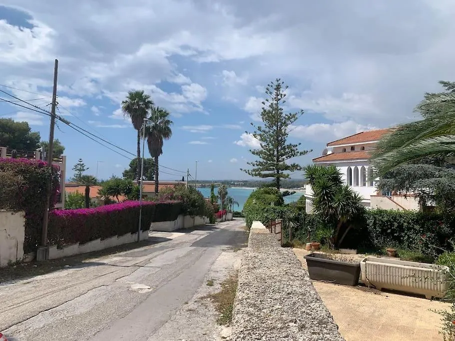 Villa Marika-1