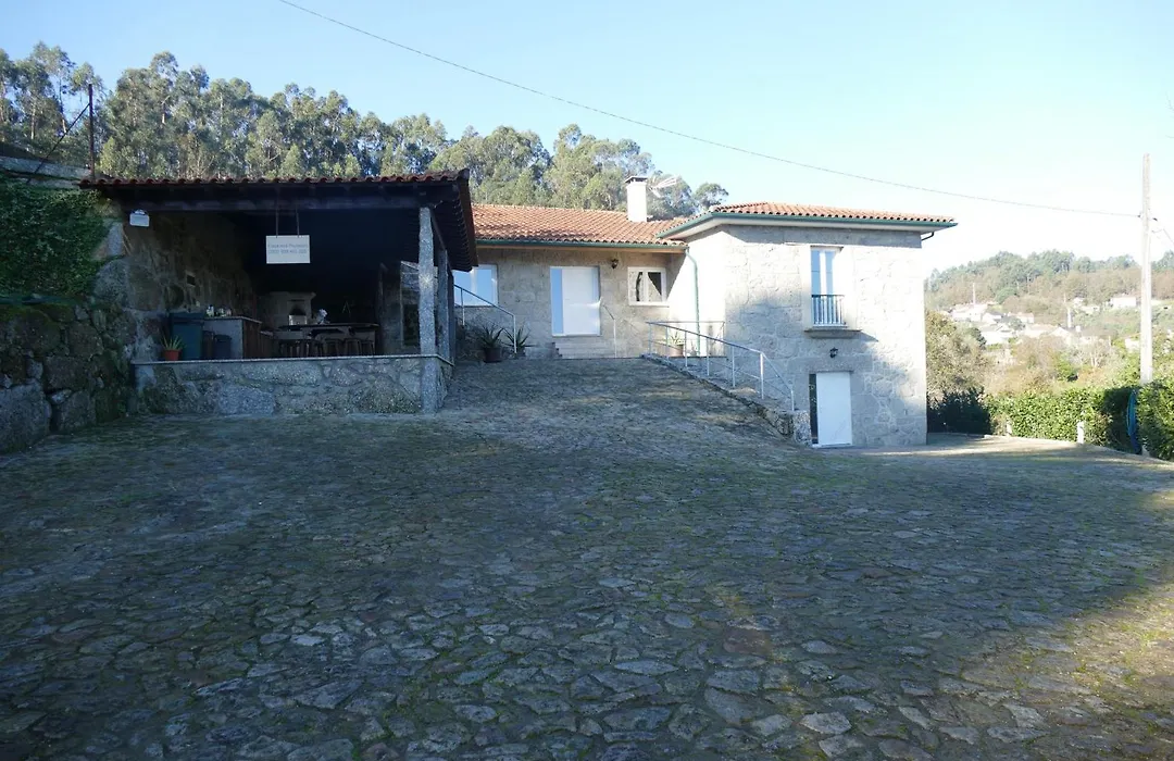 Casa Nos Penedos-1