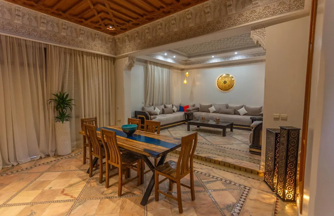 Villa Dahlia-1