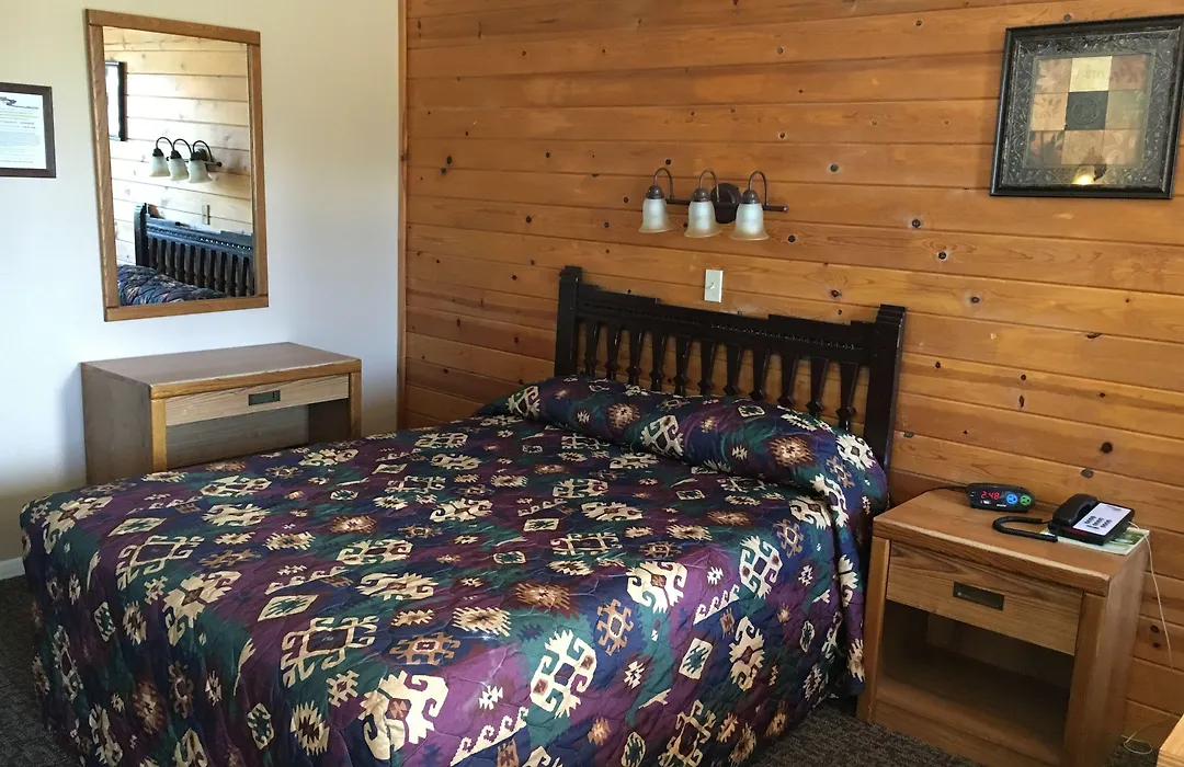 Chama River Bend Lodge-1