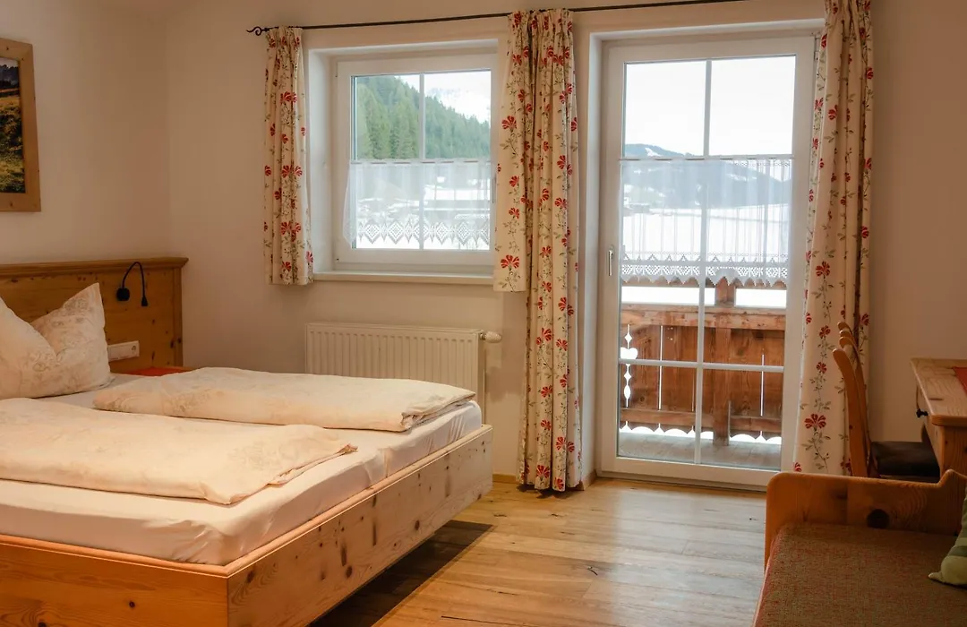 Bauernhof Krahlehen - B&B - Apartments-1