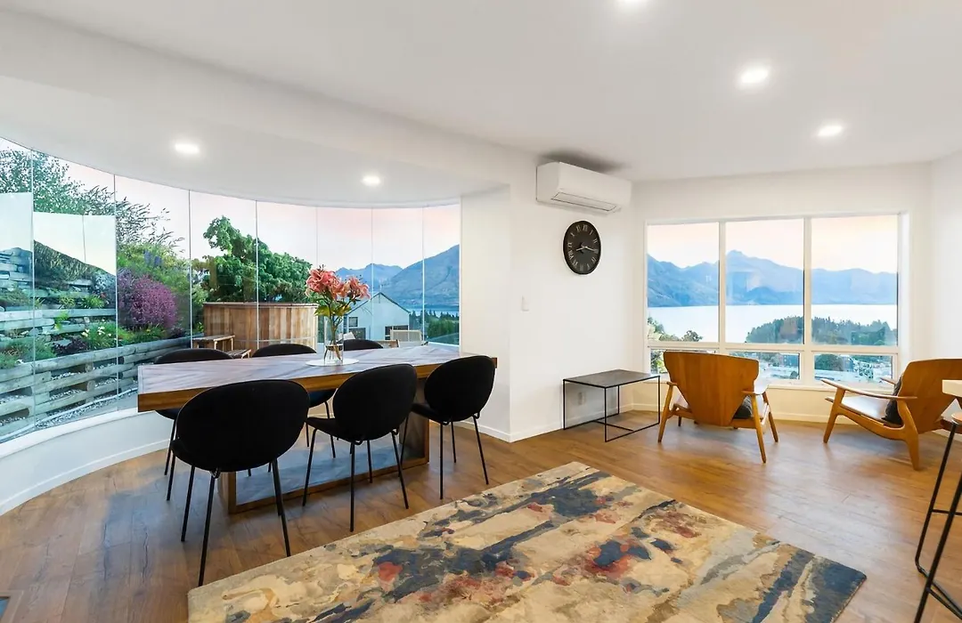 Edinburgh 3Br 2Ba With Hot Tub Views Fireplace-1