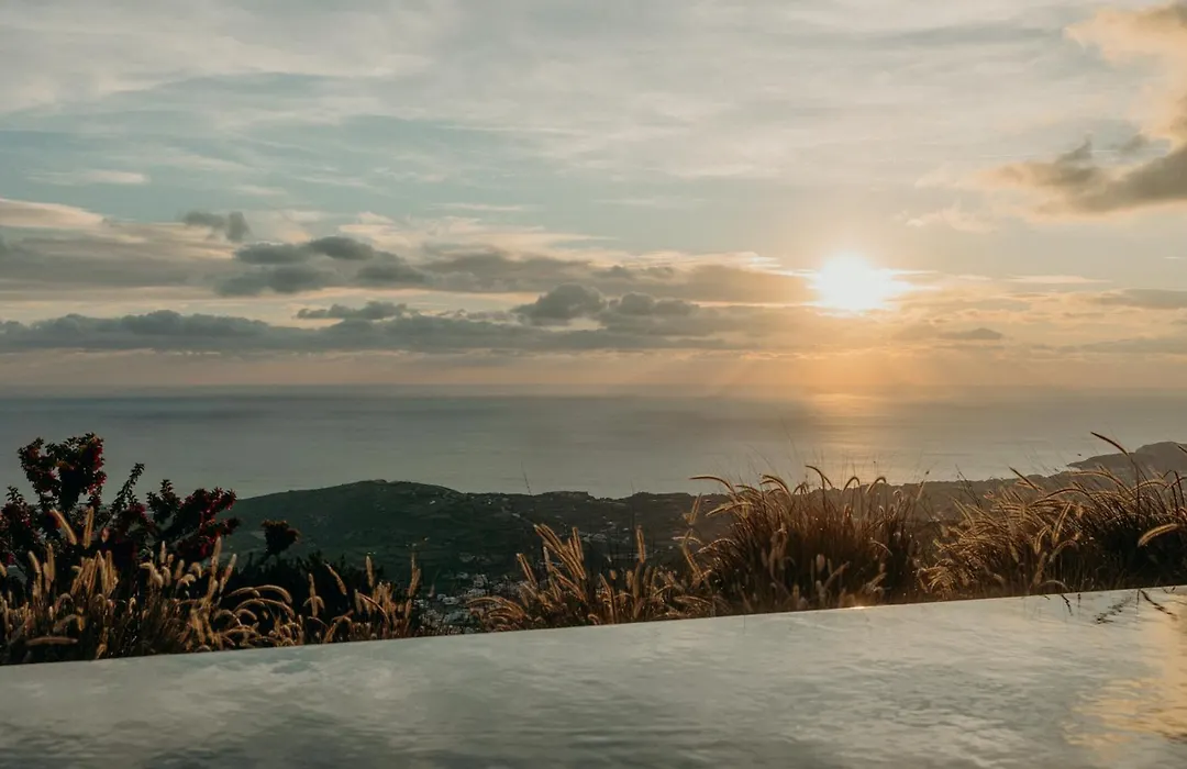 Santorini Sky, Luxury Resort-1