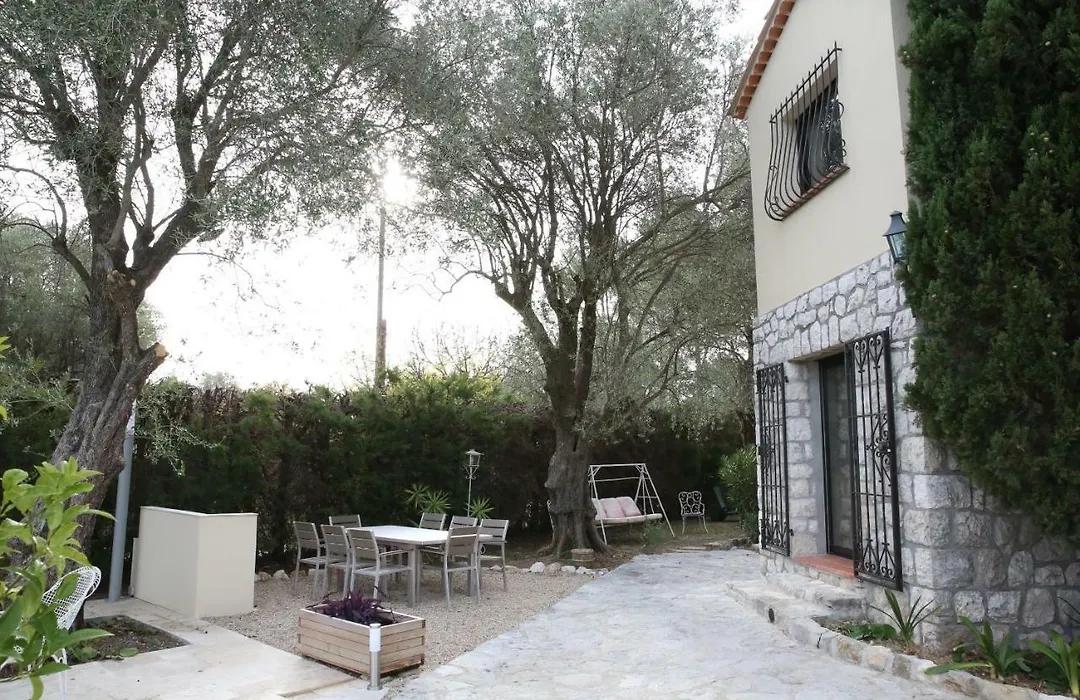 Villa Roquefort Les Pins-1