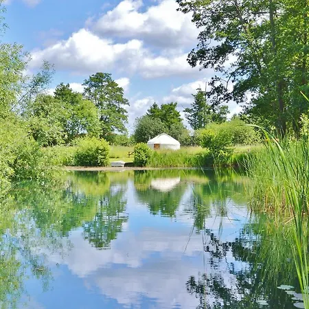 Acorn Glade Glamping York-2