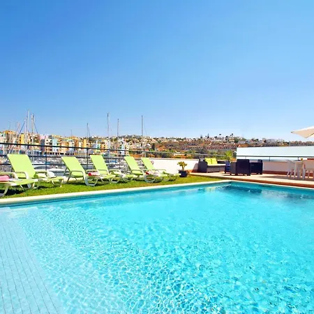 Villa Malibu By Algarve Vacation-2