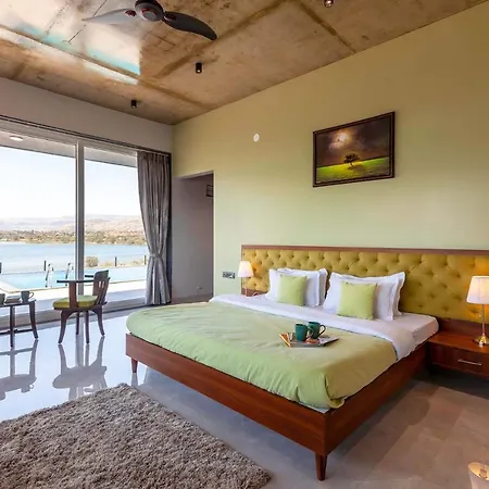 Stayvista's Bellisimo Panorama: Lakeside Retreat with Infinity Pool-3