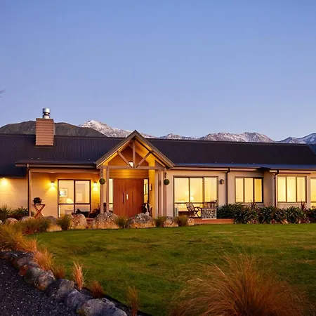 Manakau Lodge-2