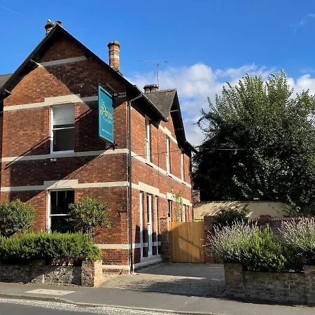 City Centre Luxury Holiday House With Outdoor Bath And Parking-3
