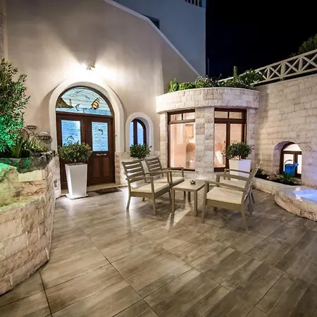 Suite Home Santorini-3
