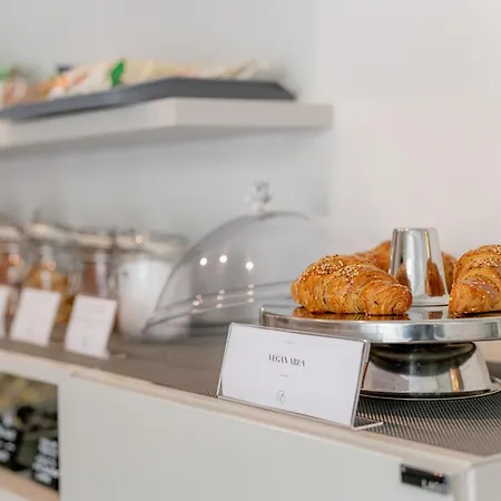 Villa Fedora Luxury Suites-3