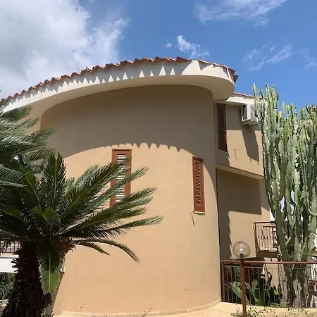 Villa Marika-2