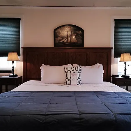 Cherokee Lodge-2