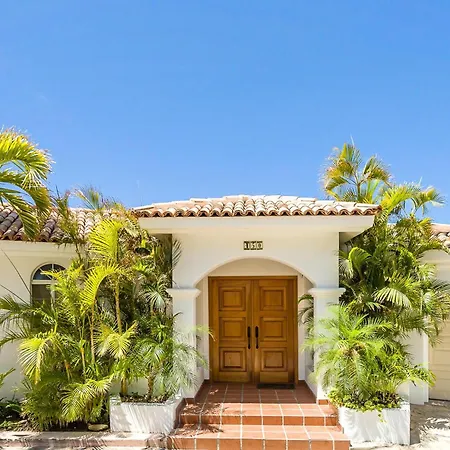 Villa Fiesta by Cabo Villas-2
