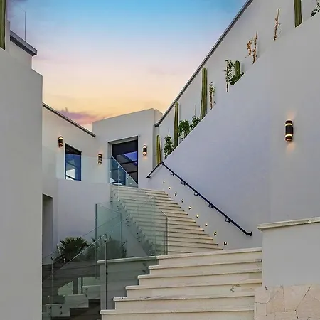 Villa Chavez by Cabo Villas-3