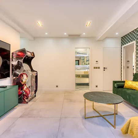 Villa Jaliel I Cannes French Riviera I 270m2 I Spa I 10 minutes du centre-ville I 12 personnes-3