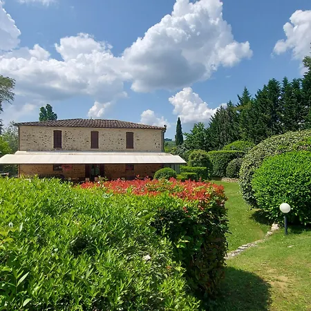 Country Hotel Poggiomanente-3