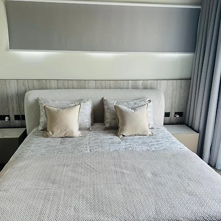 Luxury 4 Bedroom Villa The Springs Dubai-2