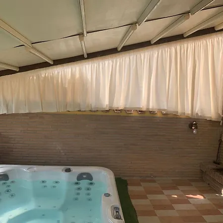 OSTIA ANTICA - LA CASA DI LAURA - Jacuzzi e relax-3