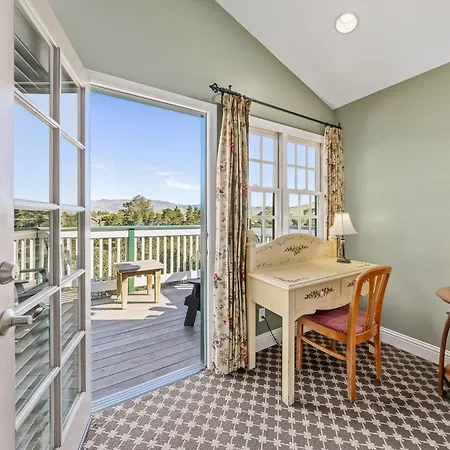 Cambria Pines Lodge-3