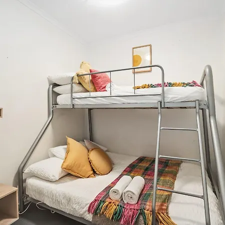 Carrington Views - 3 Bedrooms - Cbd - Parking-3