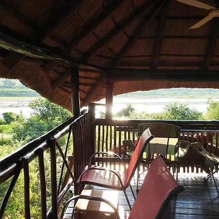 Bona Ngwenya Lodge & Safaris-2