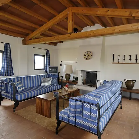 Agriturismo Pian Del Tevere-3