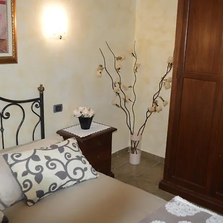 Villa Tre Colli Agri B&B-3