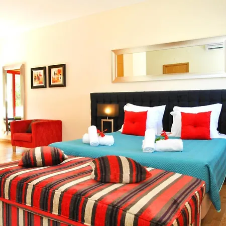 Villa Malibu By Algarve Vacation-3