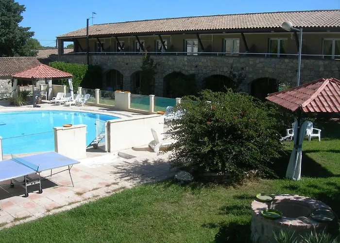 Hôtel de la Madeleine à Tornac
