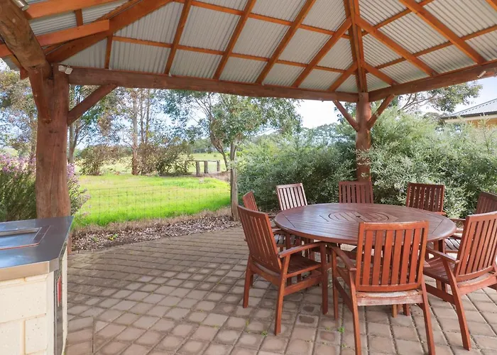Redgate Forest Retreat