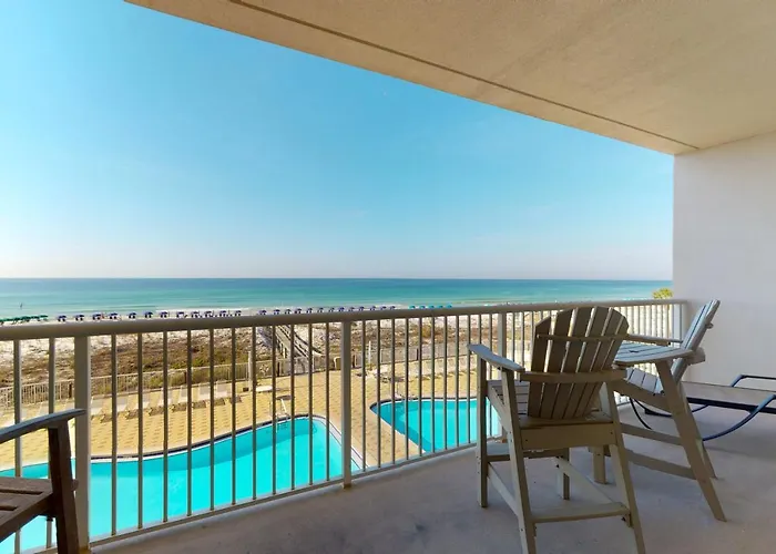 Summer Place 304