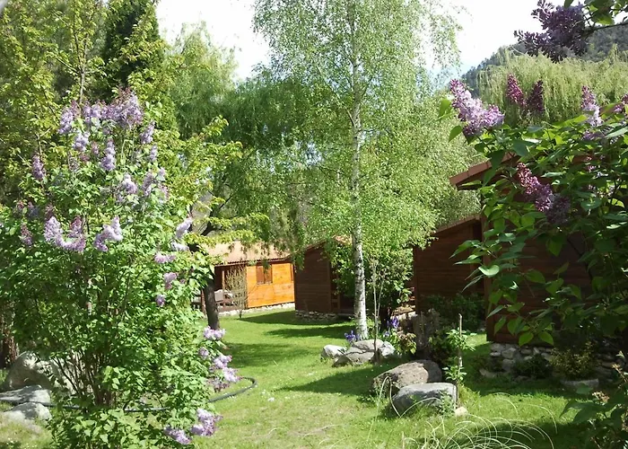 Les Chalets Quazemi A Casteil